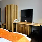 Hotel Amh Airport-messe-hotel Stuttgart 3*