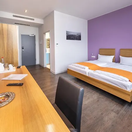Amh Airport-messe-hotel Stuttgart מלון פילדרשטאט