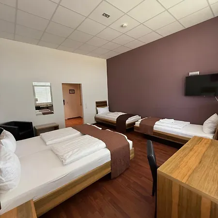 Amh Airport-messe-hotel Stuttgart פילדרשטאט