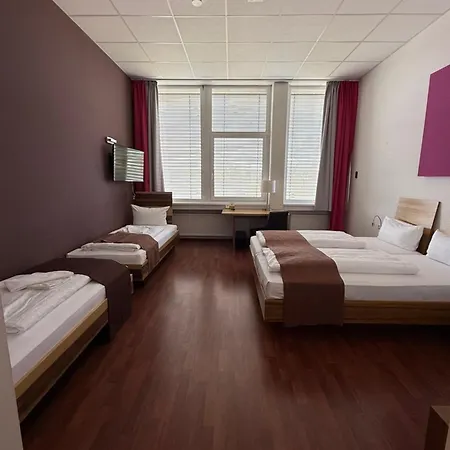 Amh Airport-messe-hotel Stuttgart 3* פילדרשטאט