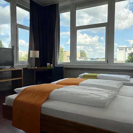 Amh Airport-messe-hotel Stuttgart פילדרשטאט