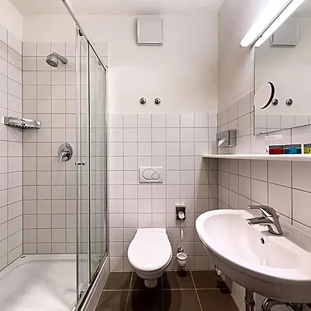Hotel Amh Airport-messe-hotel Stuttgart 3*