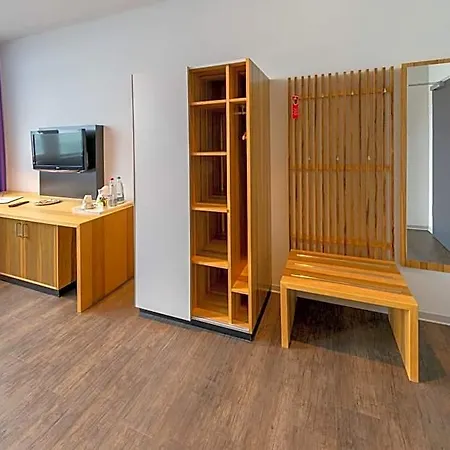 Amh Airport-messe-hotel Stuttgart 3* Filderstadt