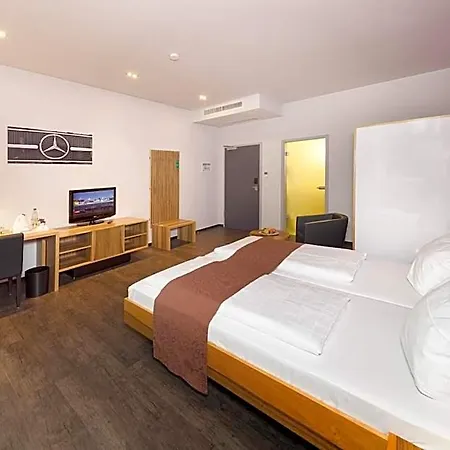 Hotel Amh Airport-messe-hotel Stuttgart 3*