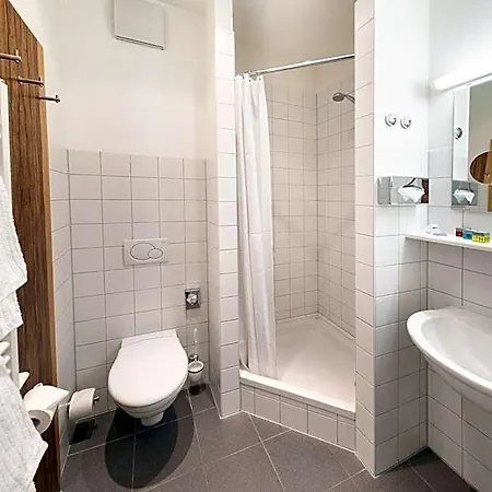 Amh Airport-messe-hotel Stuttgart Hotel
