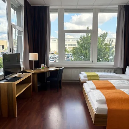 Hotel Amh Airport-messe-hotel Stuttgart 3*
