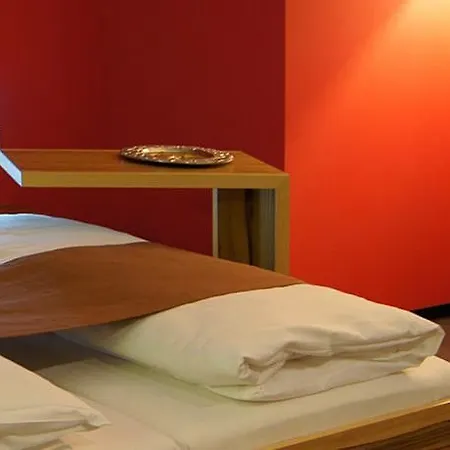 Amh Airport-messe-hotel Stuttgart מלון
