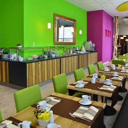 Amh Airport-messe-hotel Stuttgart 3* פילדרשטאט