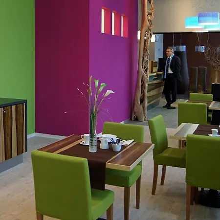 Amh Airport-messe-hotel Stuttgart 3* פילדרשטאט