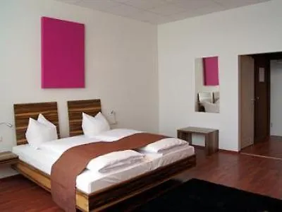 Hotel Amh Airport-messe-hotel Stuttgart Filderstadt